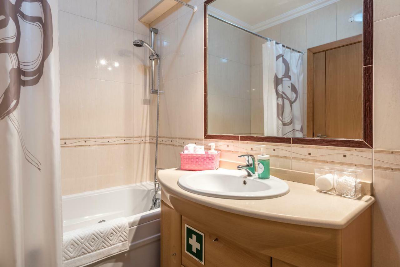 Apartamento Perto Praia, Com Piscina Алвор Екстериор снимка